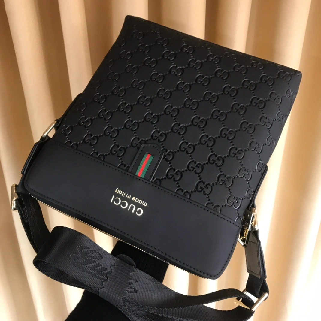 EyeCatching 3560 Gucci AAA Man Messenger Bags