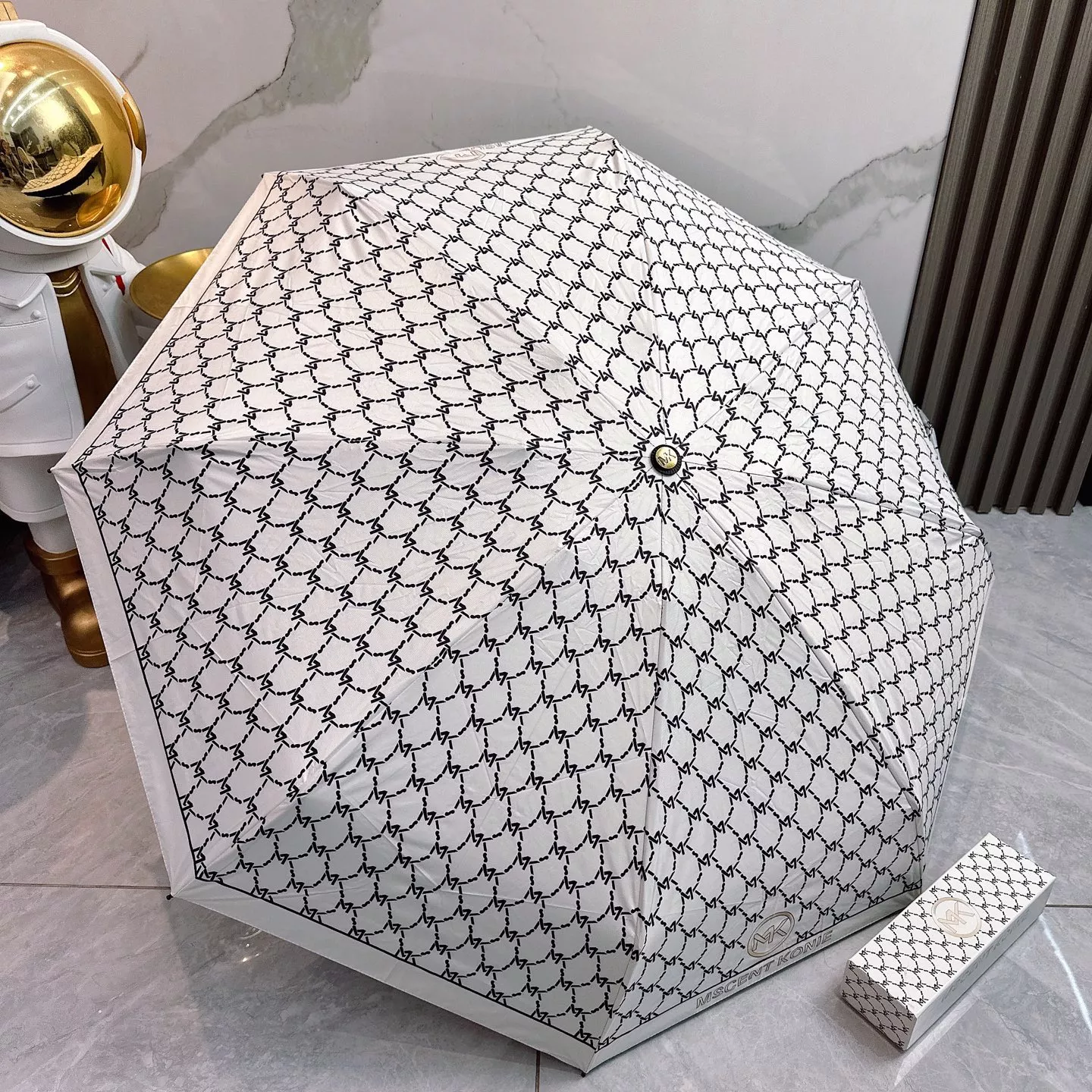 EyeCatching 3560 Michael Kors Umbrellas
