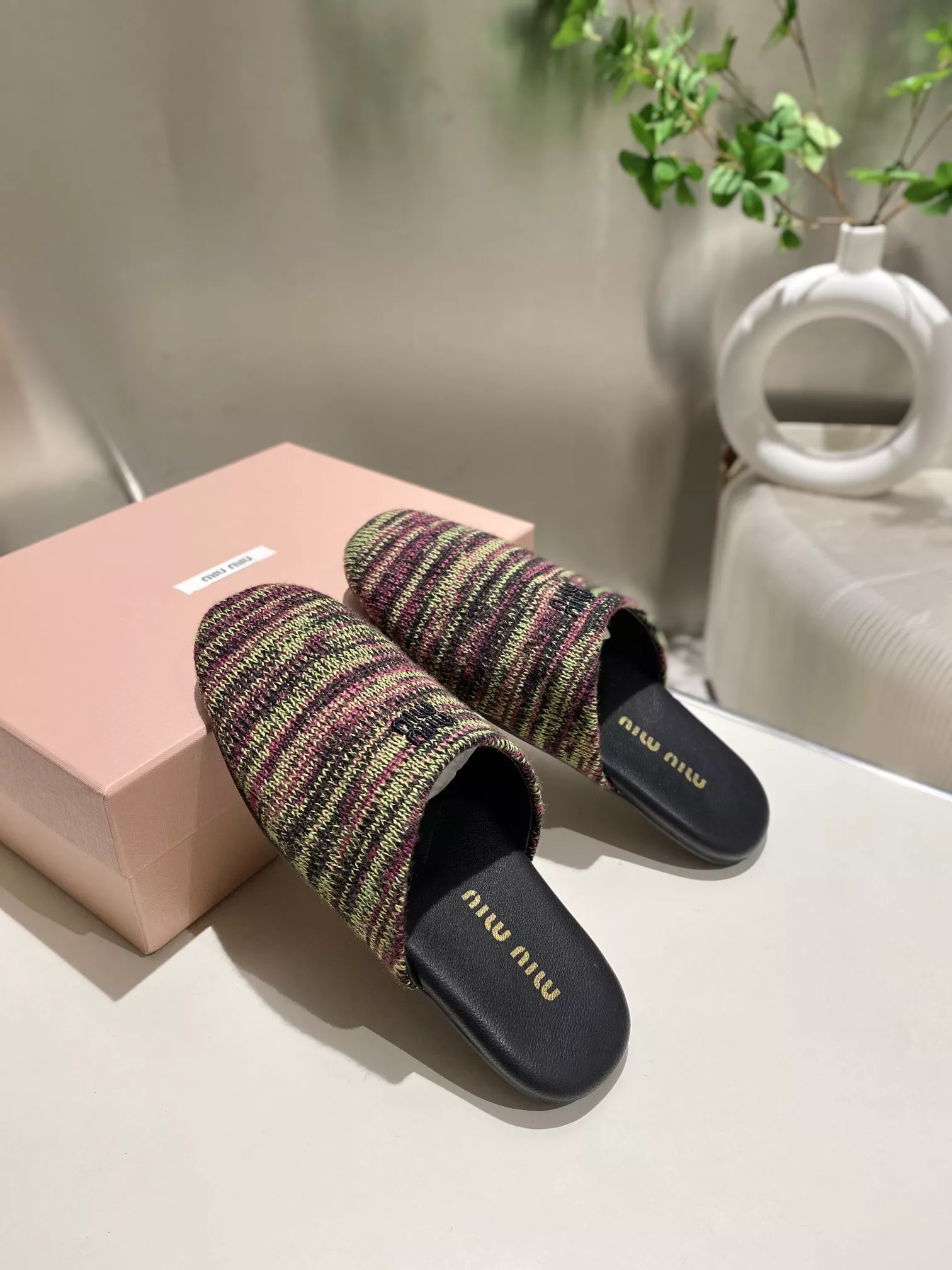 EyeCatching 3610 MIU MIU Slippers For Women