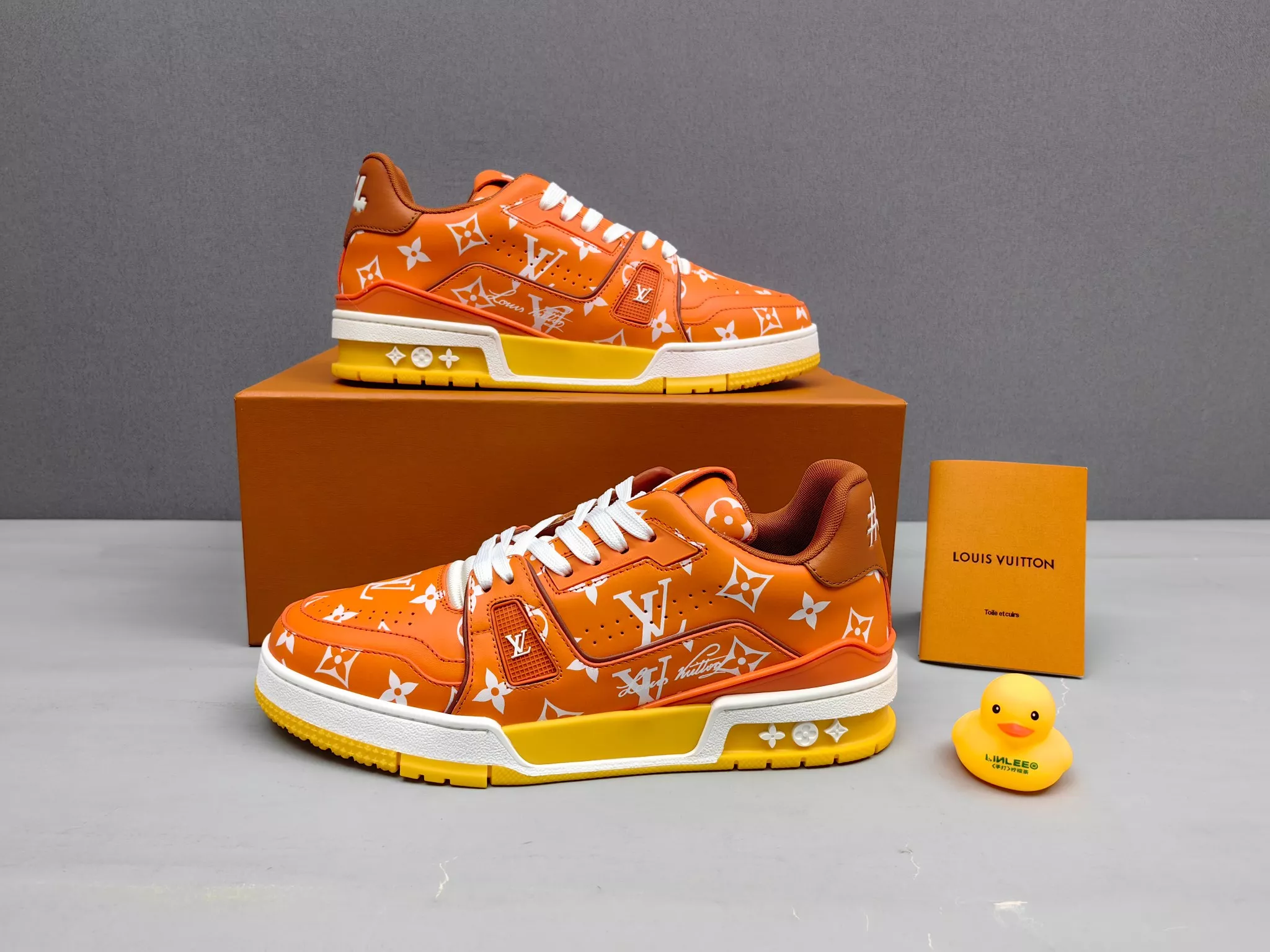 EyeCatching 3698 Louis Vuitton Casual Shoes For Men