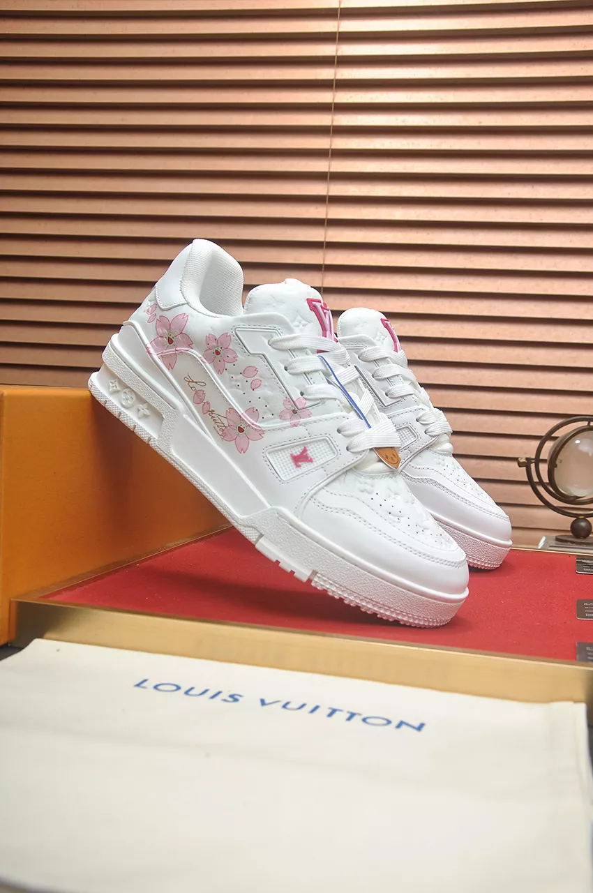 EyeCatching 3842 Louis Vuitton Casual Shoes For Men
