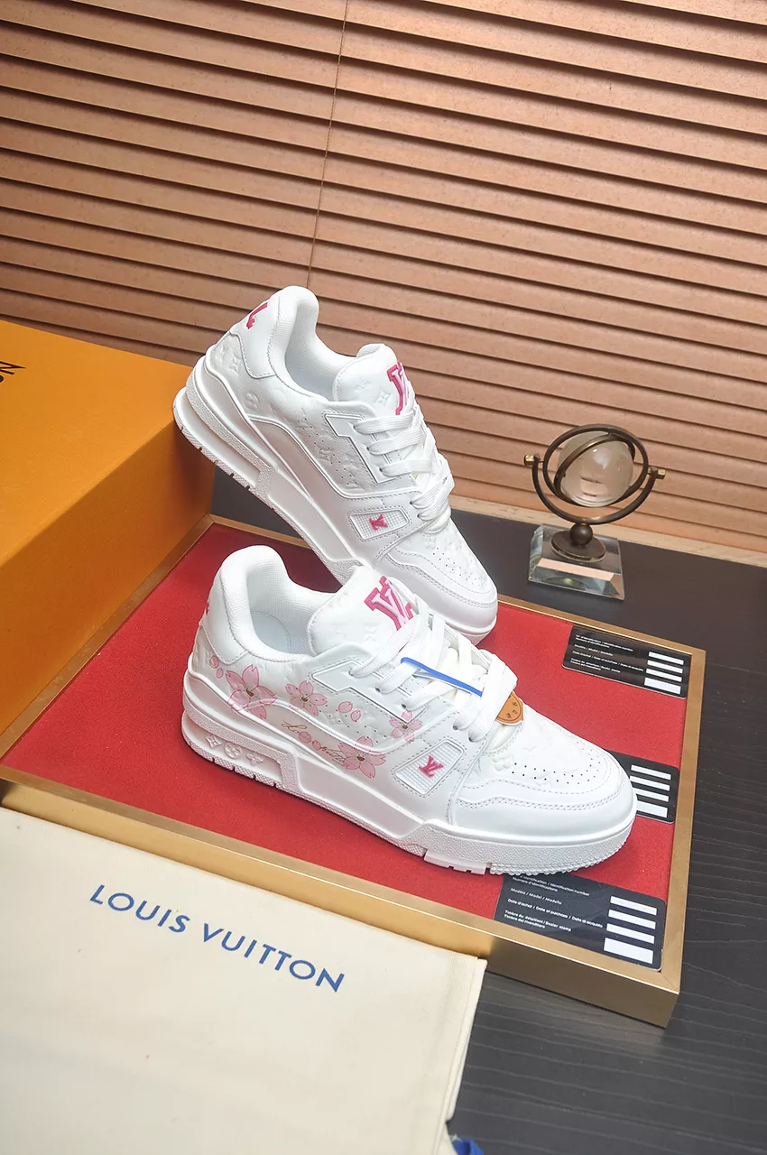 EyeCatching 3842 Louis Vuitton Casual Shoes For Men