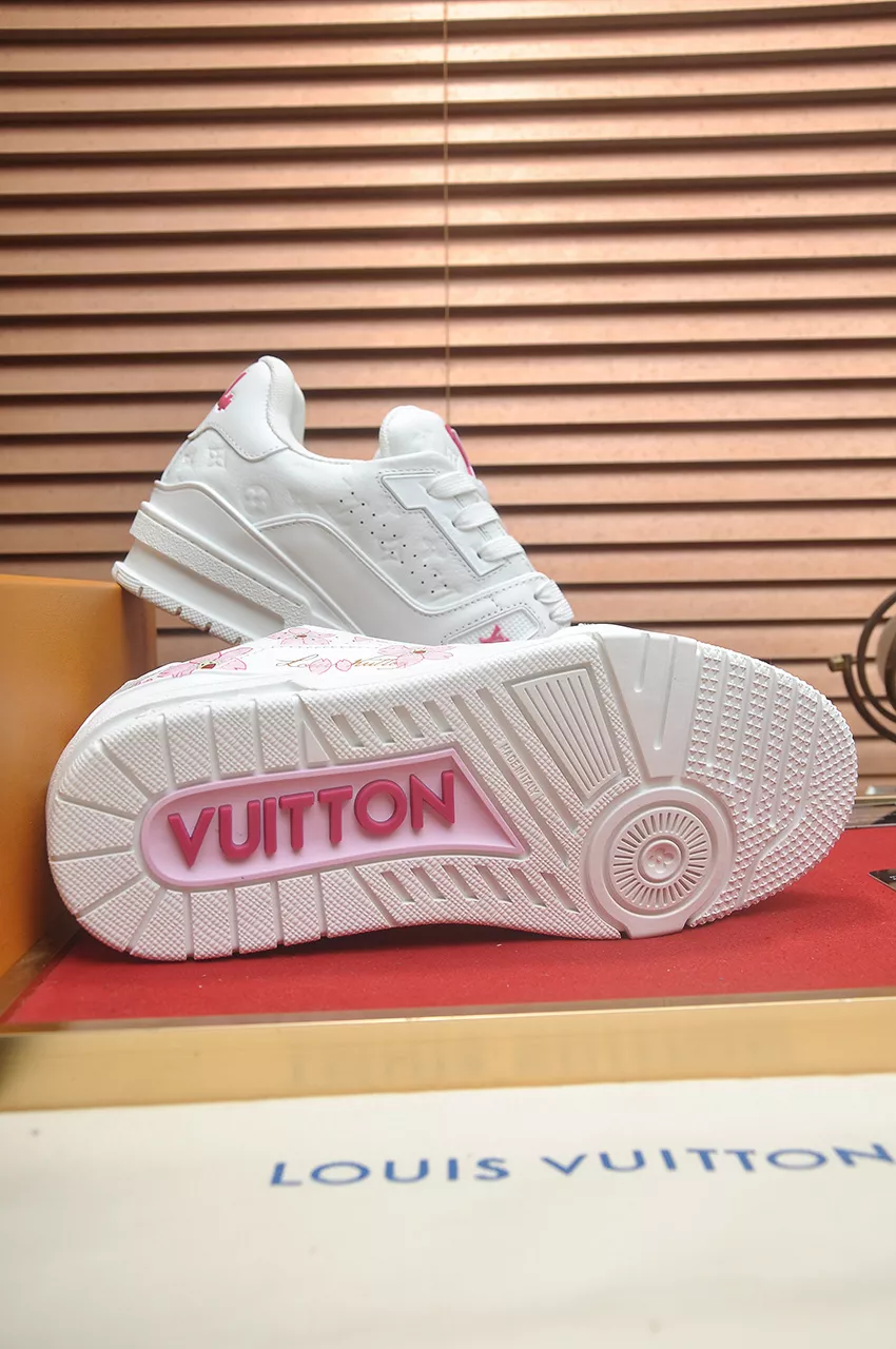EyeCatching 3842 Louis Vuitton Casual Shoes For Men