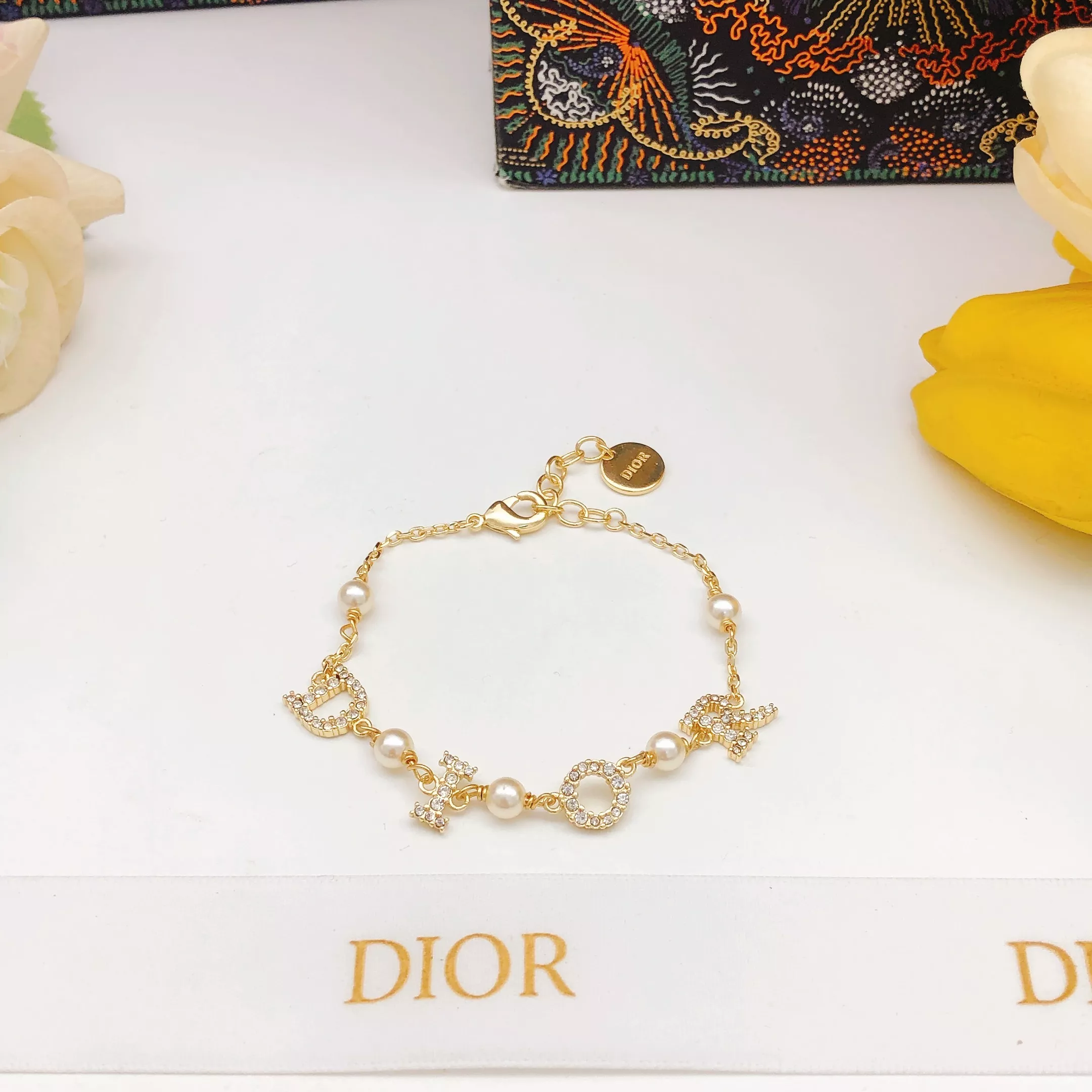EyeCatching 3878 Christian Dior Bracelets For Women