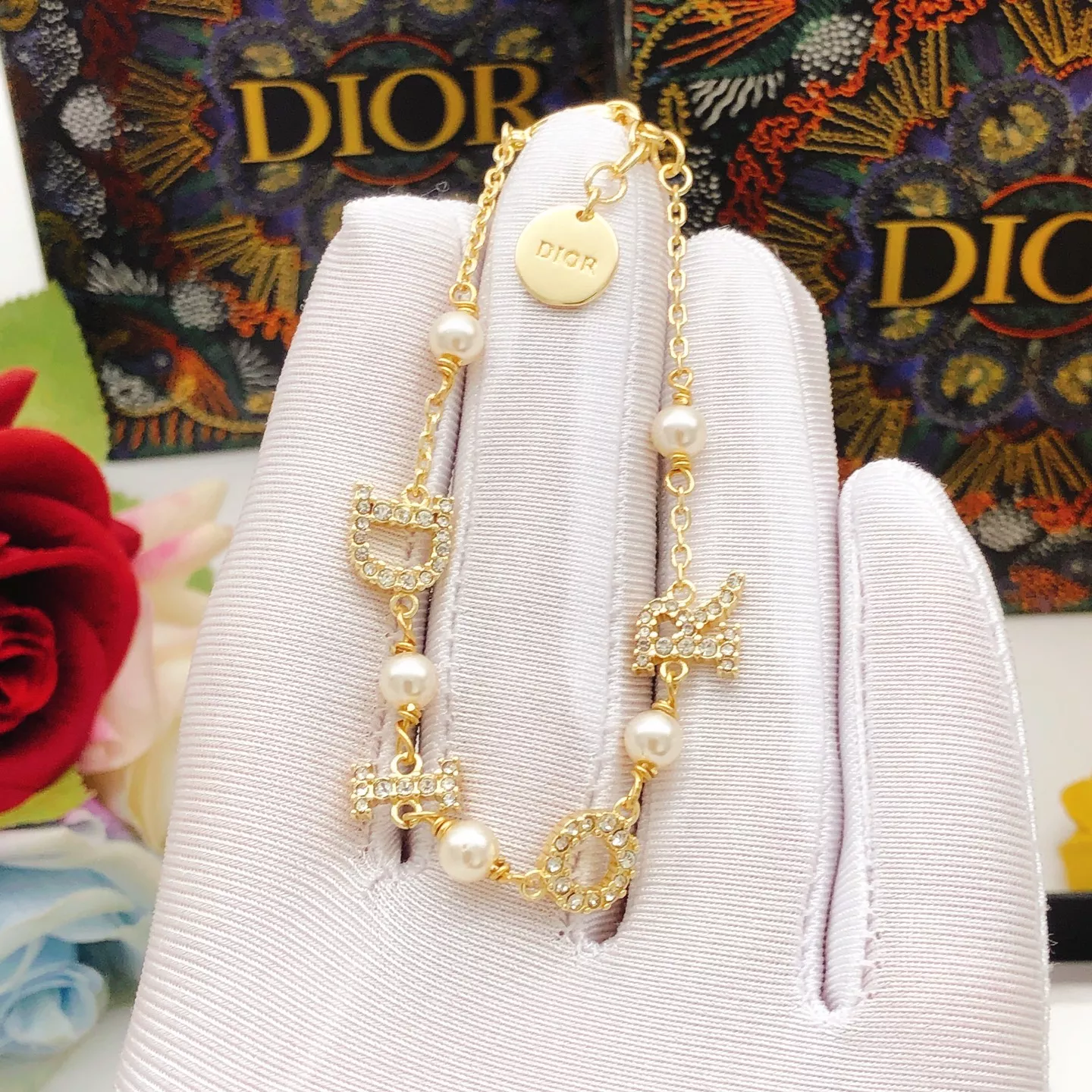 EyeCatching 3878 Christian Dior Bracelets For Women