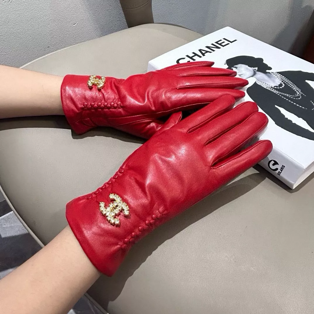 EyeCatching 3906 Chanel Gloves For Women