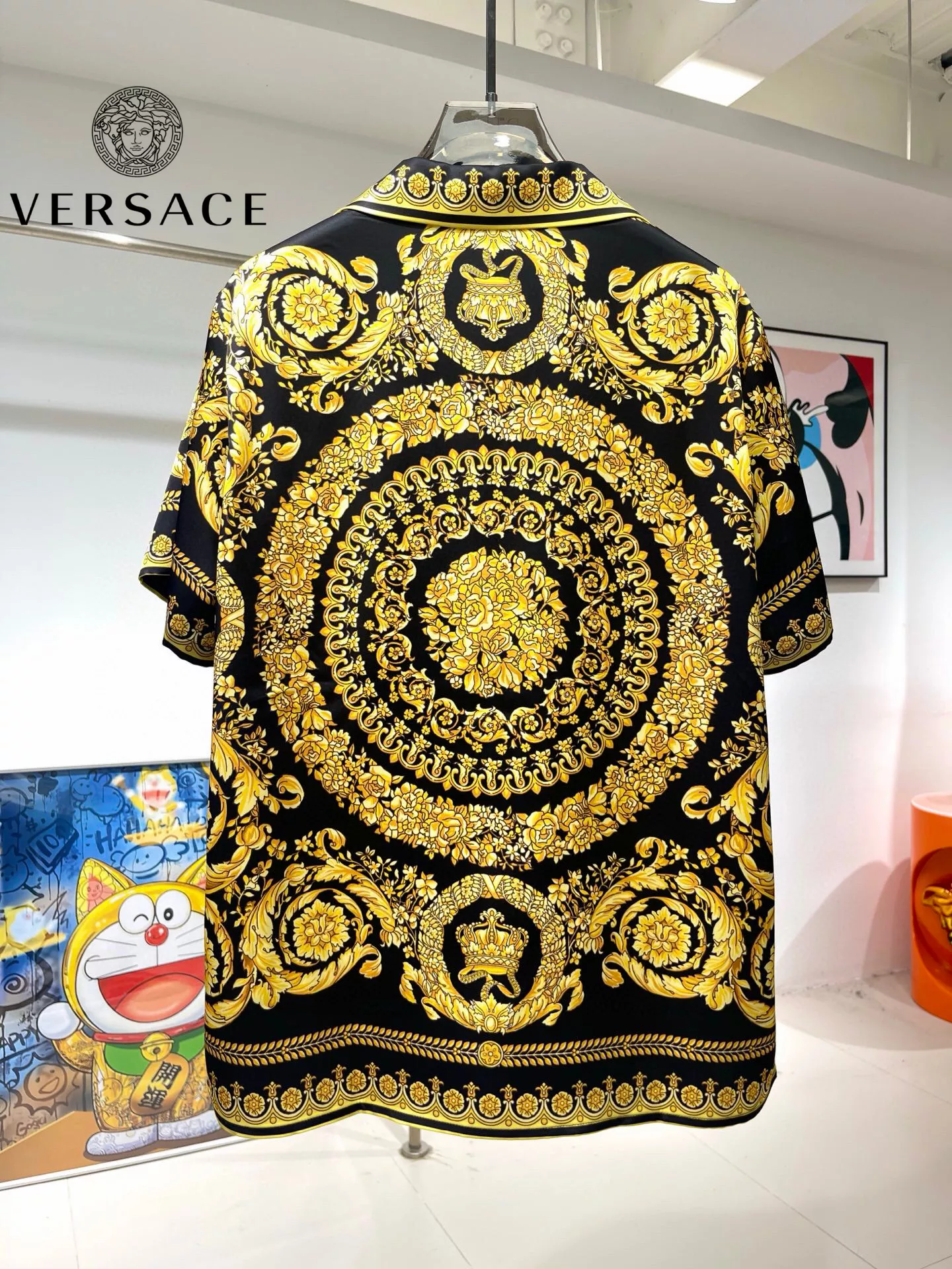EyeCatching 4153 Versace Tracksuits Short Sleeved For Men