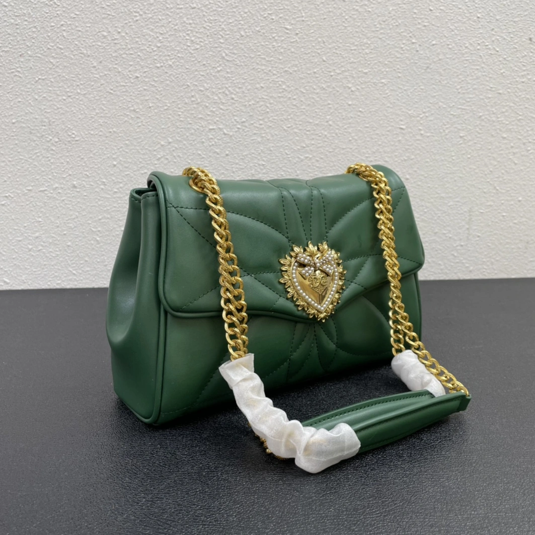 EyeCatching 4334 Dolce & Gabbana AAA Quality Shoulder Bags For Women