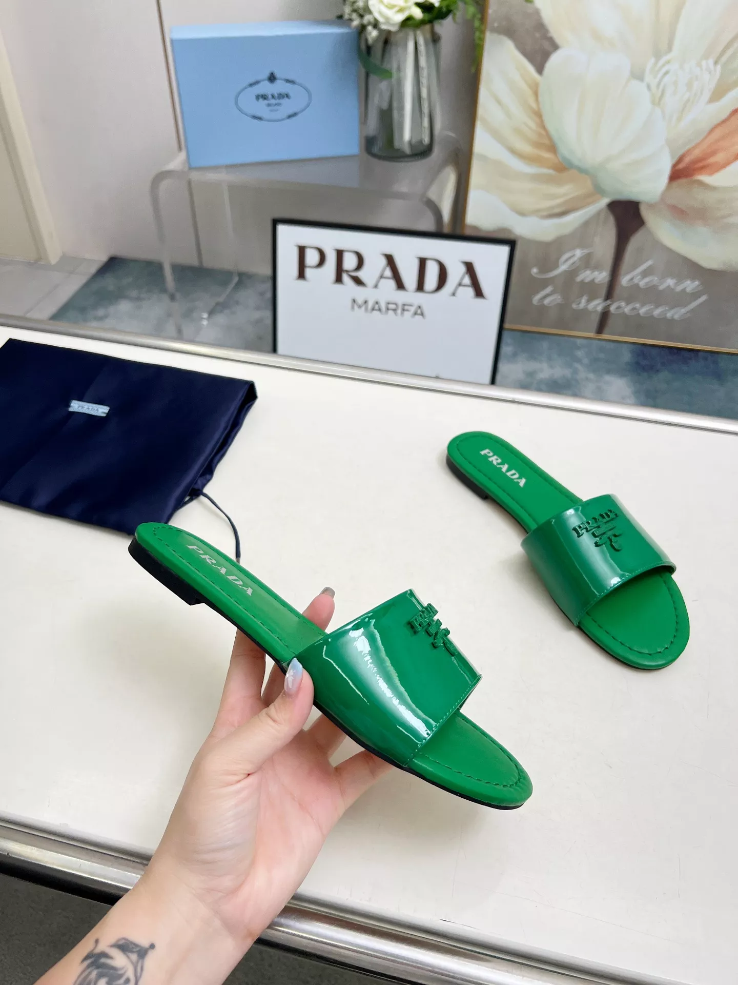 EyeCatching 4420 Prada Slippers For Women