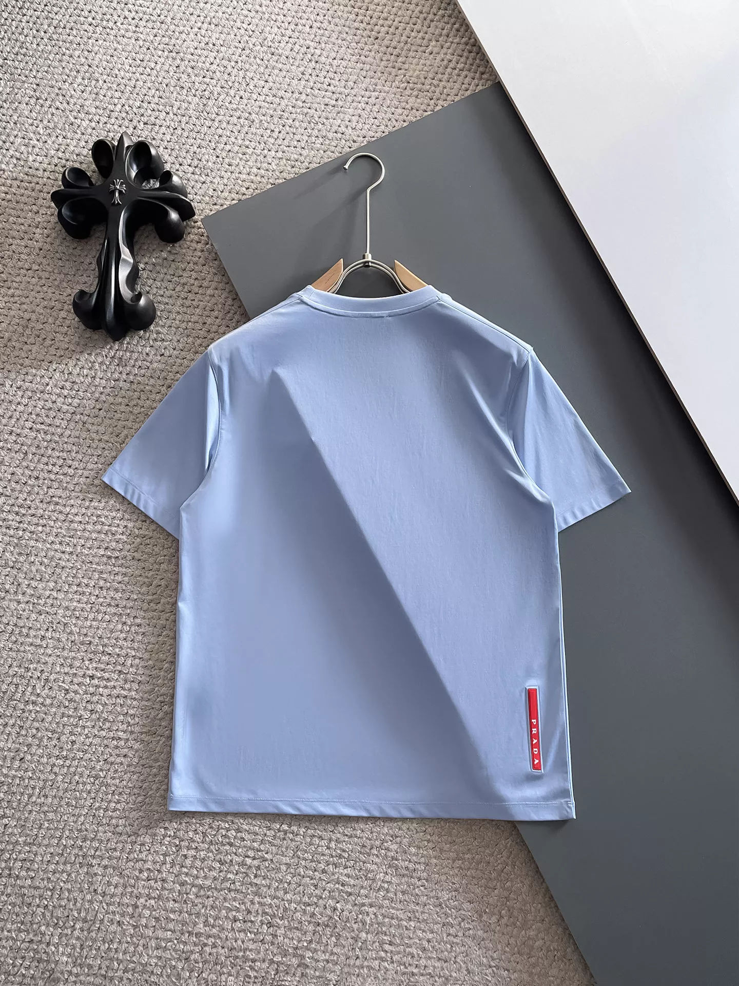 EyeCatching 4741 Prada T-Shirts Short Sleeved For Men