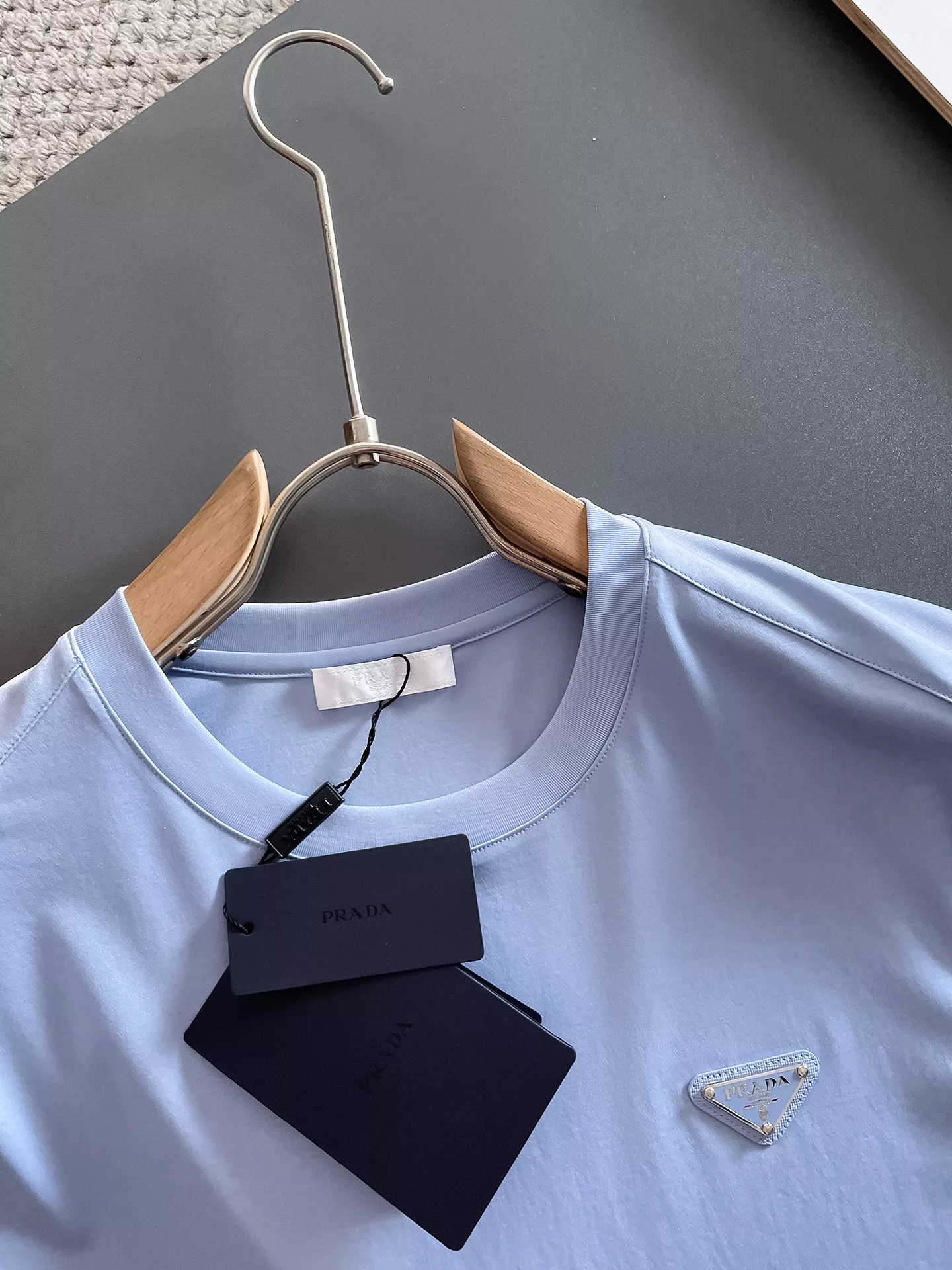 EyeCatching 4741 Prada T-Shirts Short Sleeved For Men