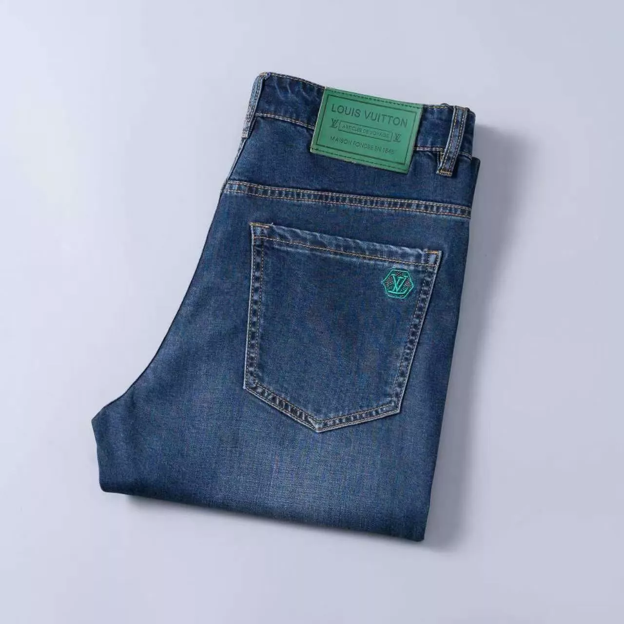 EyeCatching 4756 Louis Vuitton LV Jeans For Men