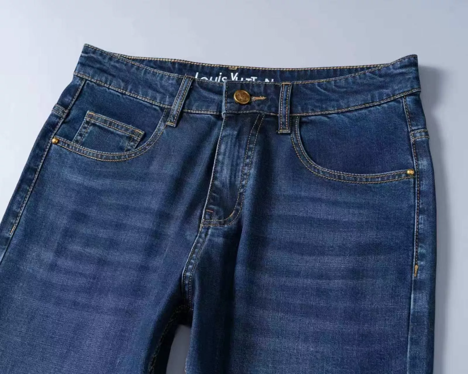 EyeCatching 4756 Louis Vuitton LV Jeans For Men