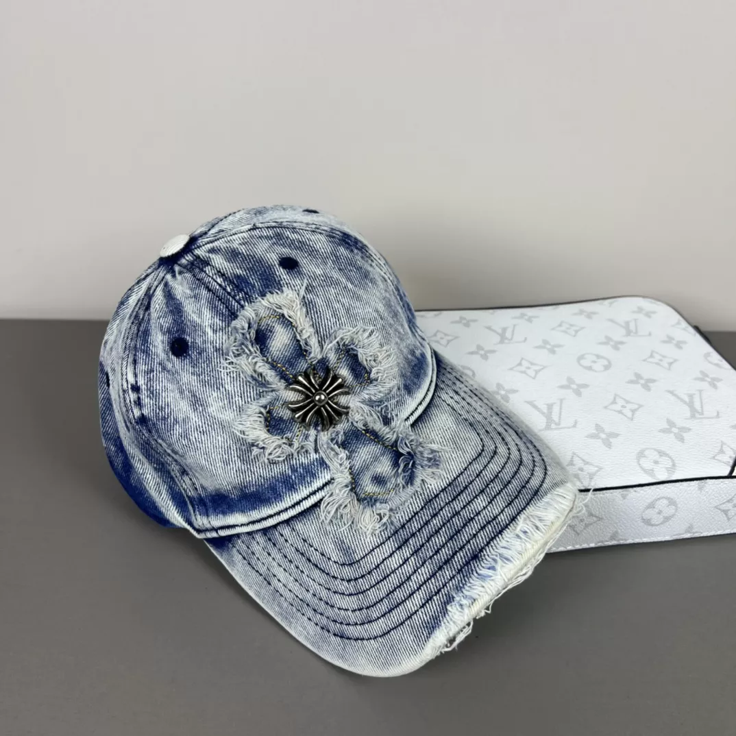 EyeCatching 4776 Chrome Hearts Caps