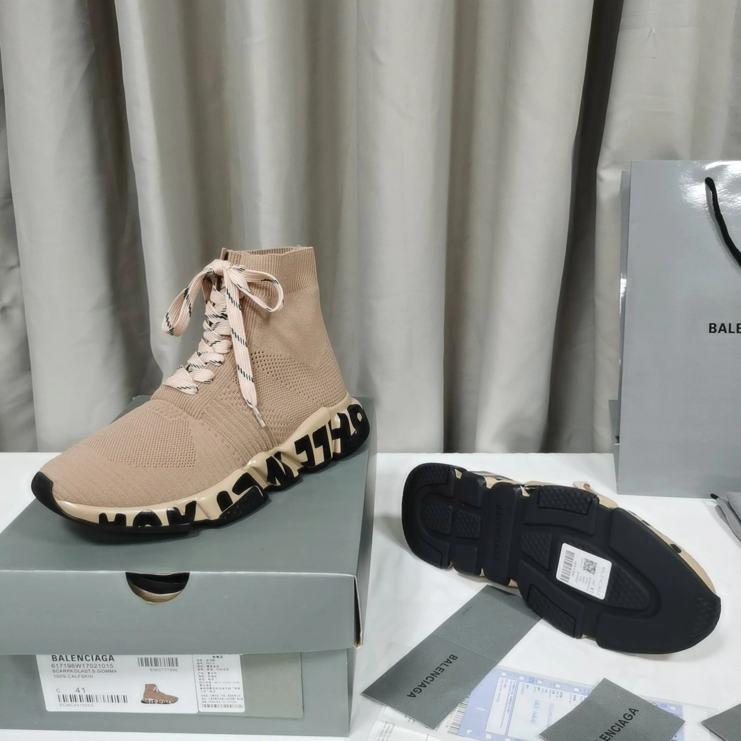 EyeCatching 489 Balenciaga Boots For Women