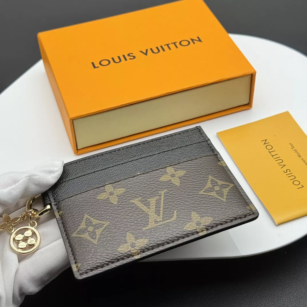 EyeCatching 4897 Louis Vuitton LV Card Case