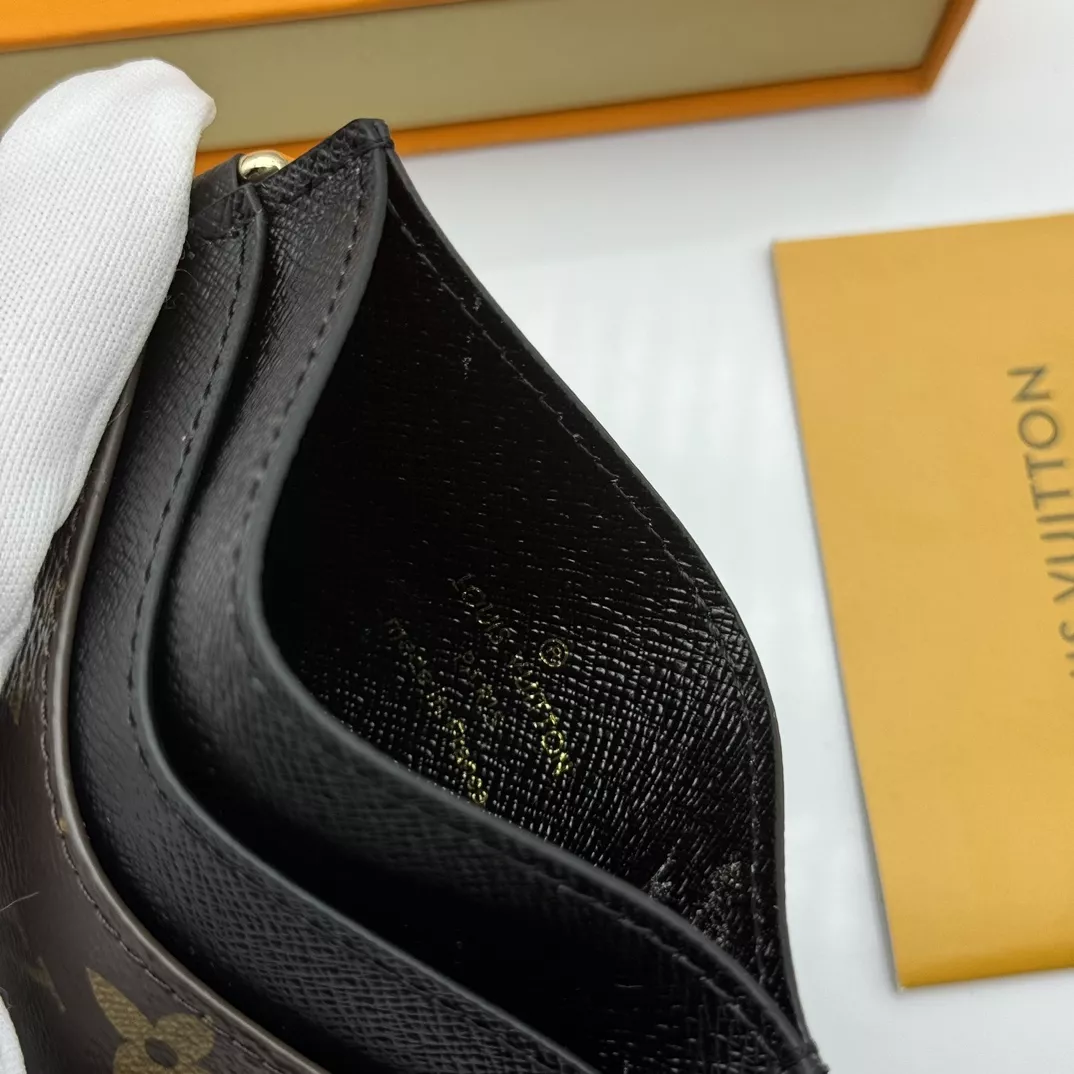 EyeCatching 4897 Louis Vuitton LV Card Case