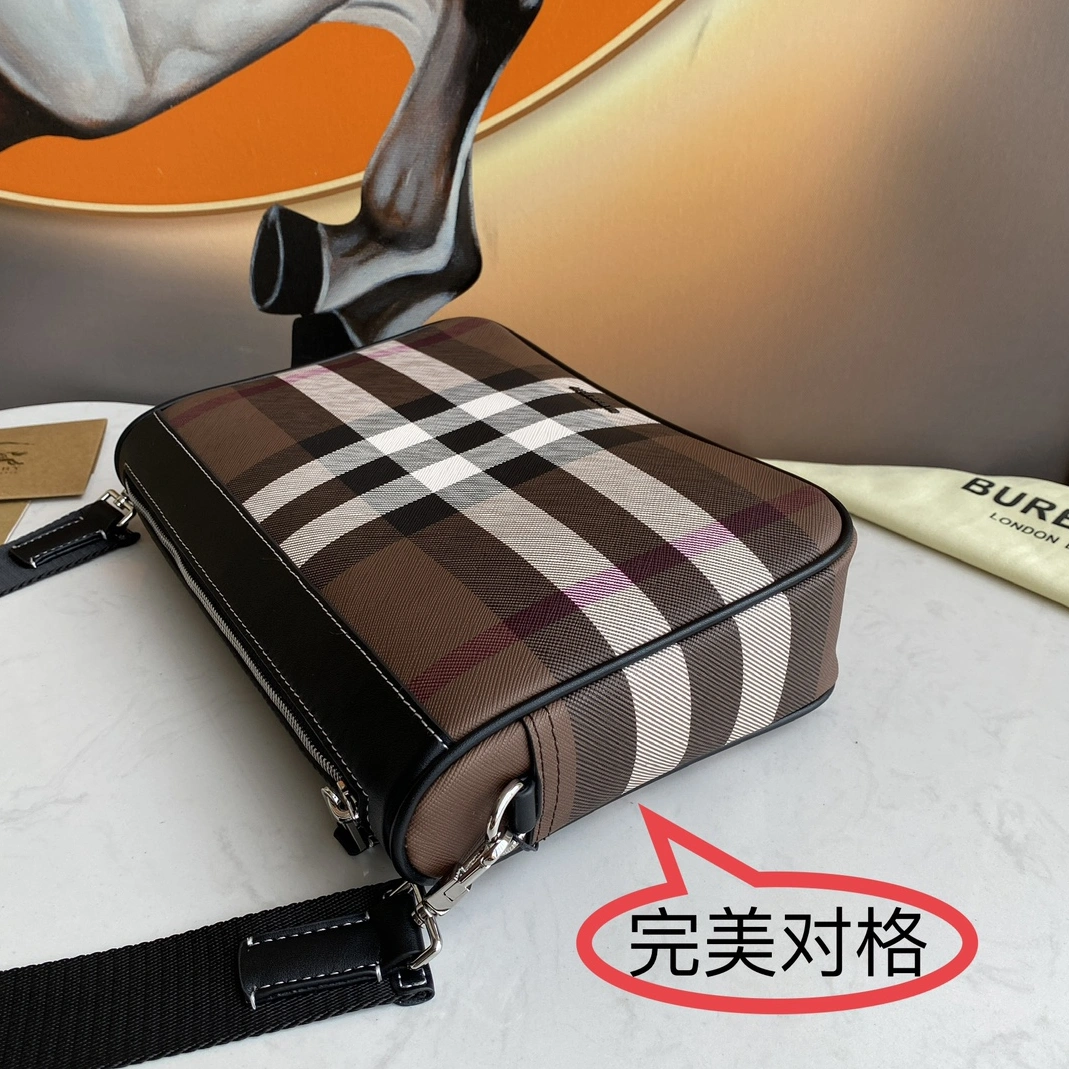 EyeCatching 5161 Burberry AAA Man Messenger Bags