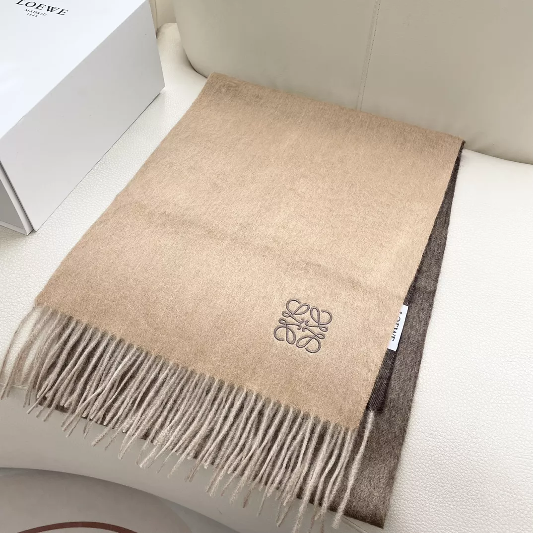 EyeCatching 5166 LOEWE Scarf For Women