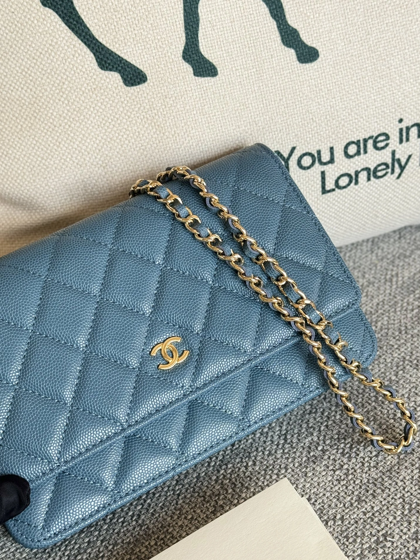 EyeCatching 5483 Chanel AAA Quality Messenger Bags In Gold For Women