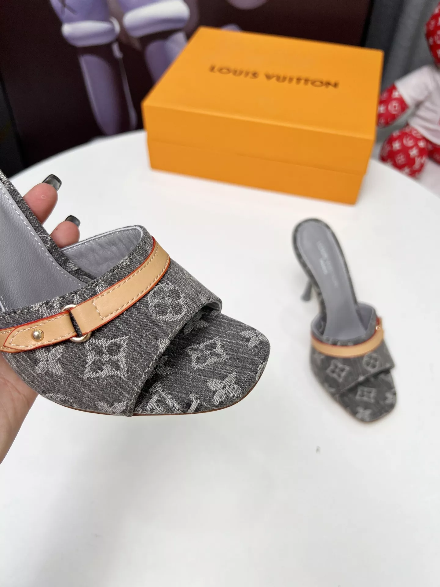 EyeCatching 551 Louis Vuitton Slippers For Women