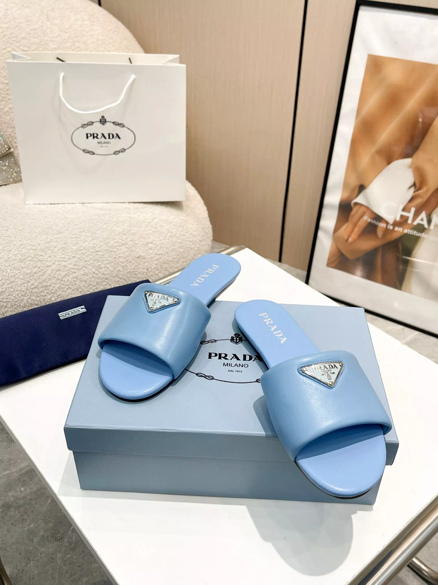 EyeCatching 5539 Prada Slippers For Women