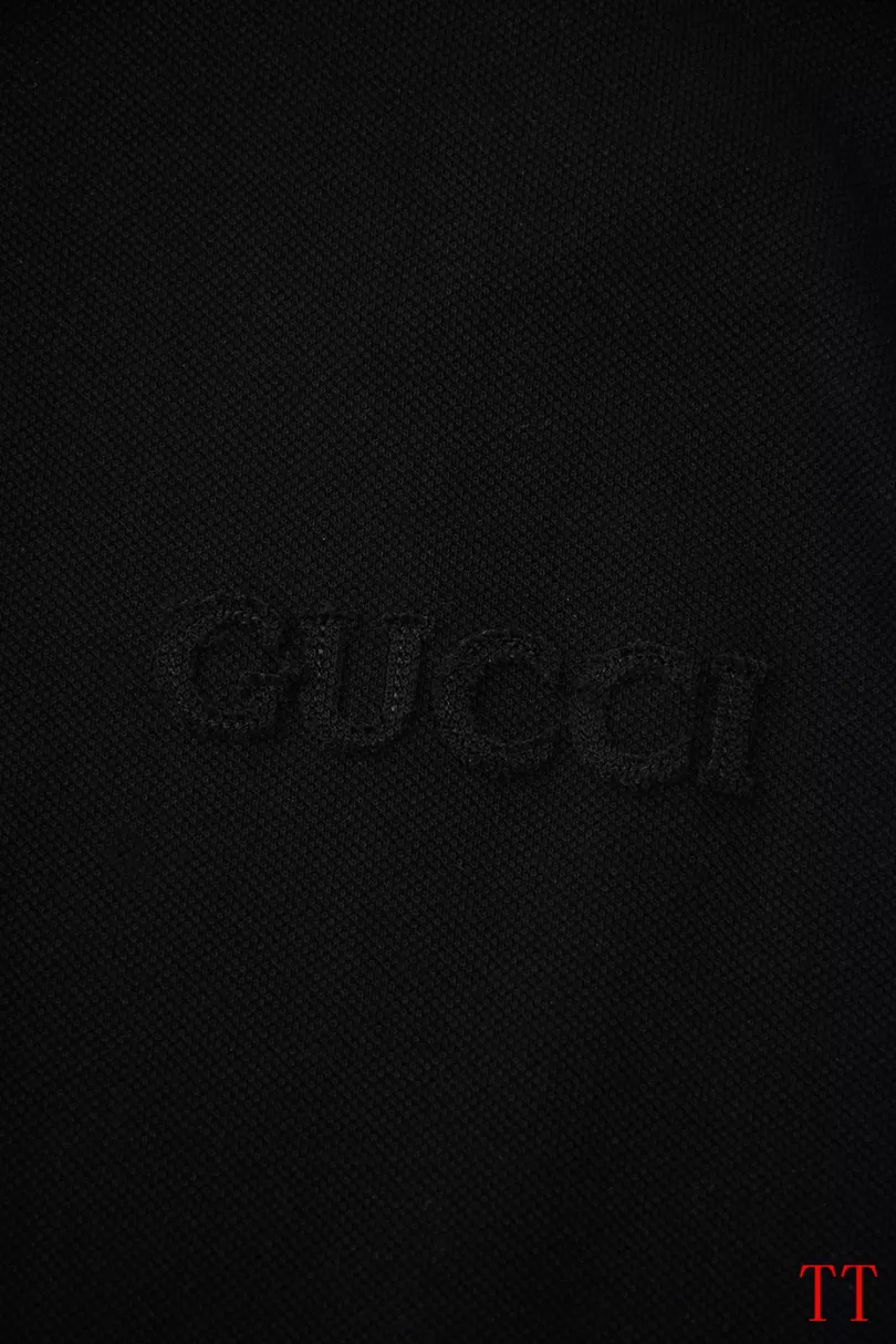 EyeCatching 5556 Gucci T-Shirts Short Sleeved For Unisex