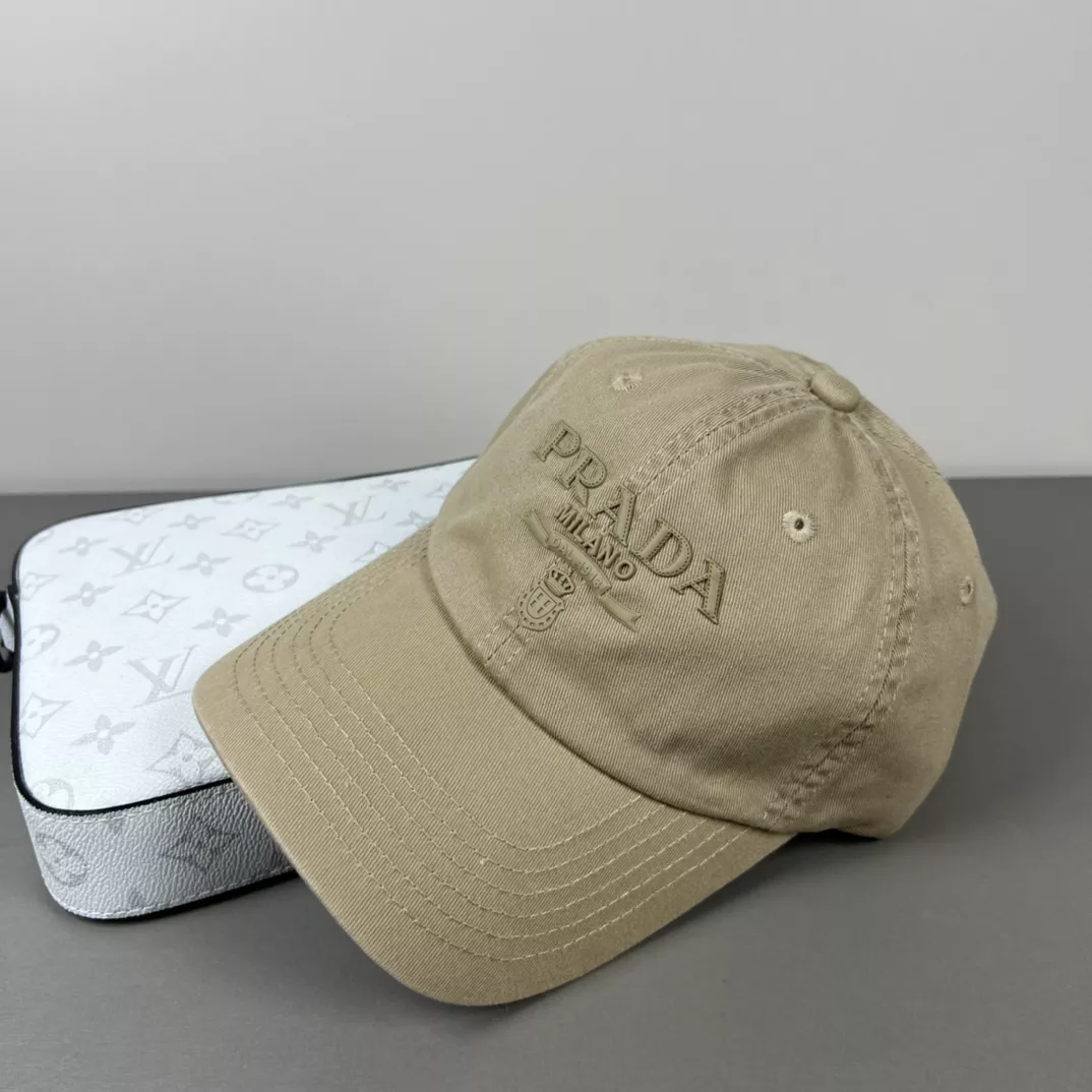 EyeCatching 5721 Prada Caps