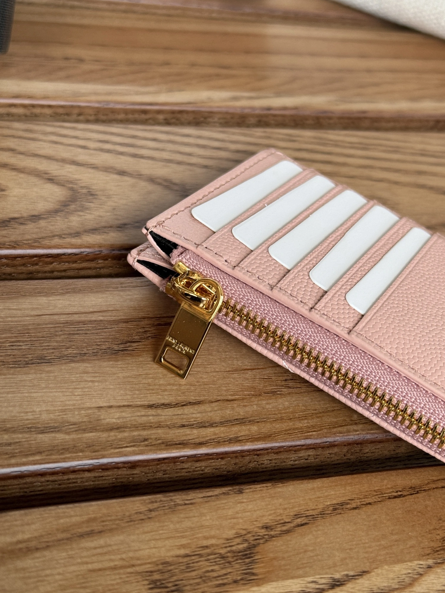 EyeCatching 5874 Yves Saint Laurent YSL Card Case