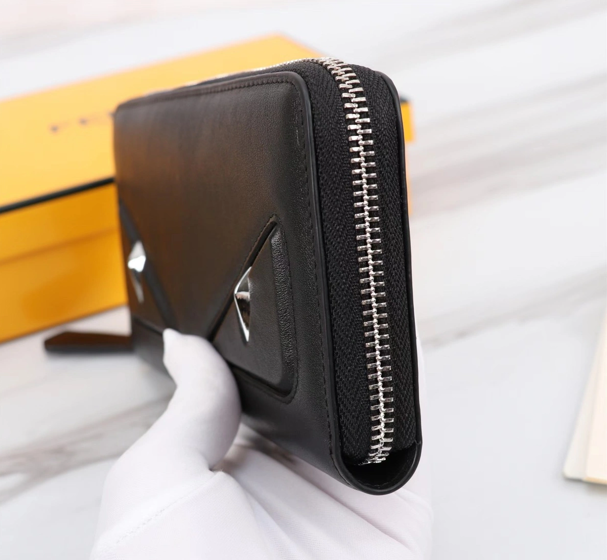 EyeCatching 5995 Fendi AAA Quality Wallet