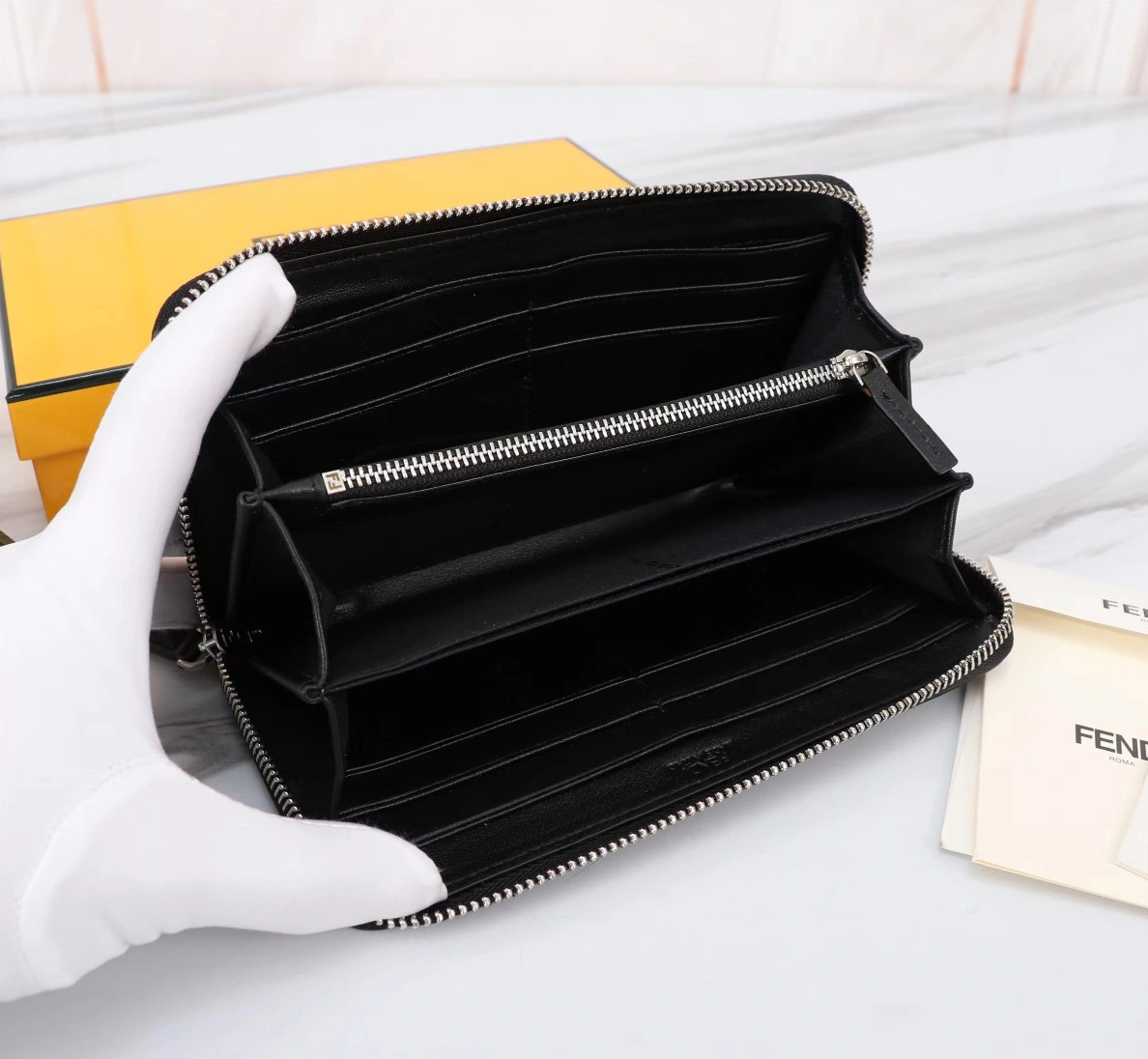EyeCatching 5995 Fendi AAA Quality Wallet