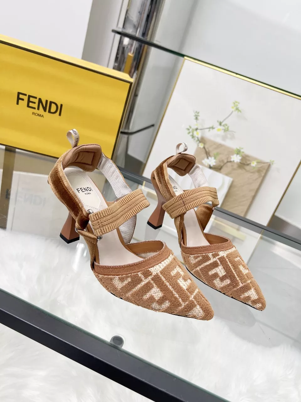 EyeCatching 603 Fendi Sandal For Women