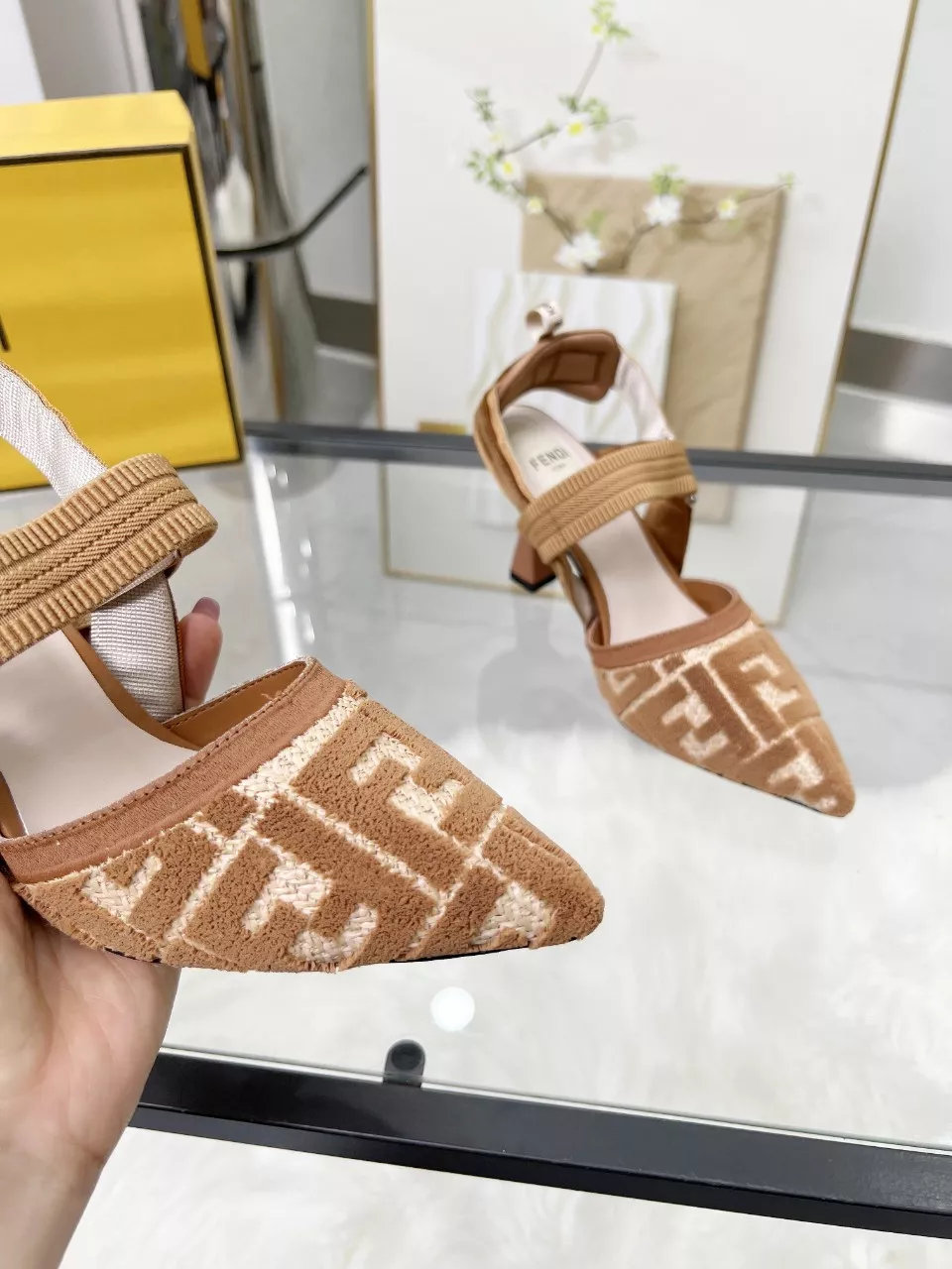 EyeCatching 603 Fendi Sandal For Women