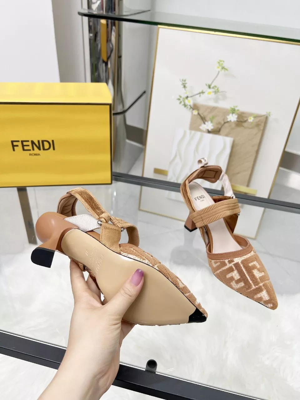 EyeCatching 603 Fendi Sandal For Women