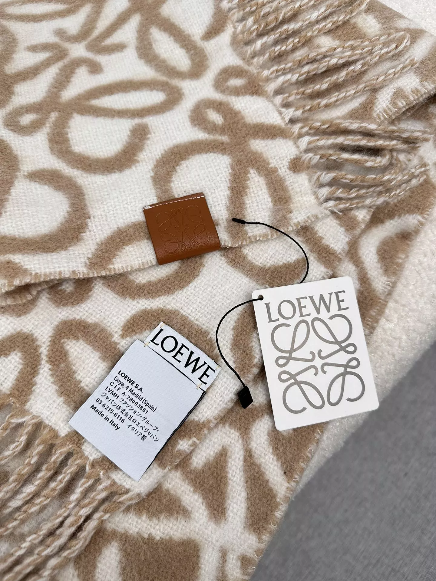 EyeCatching 6123 LOEWE Scarf For Women