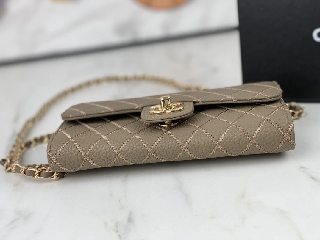 EyeCatching 6238 Chanel AAA Quality Wallets For Women