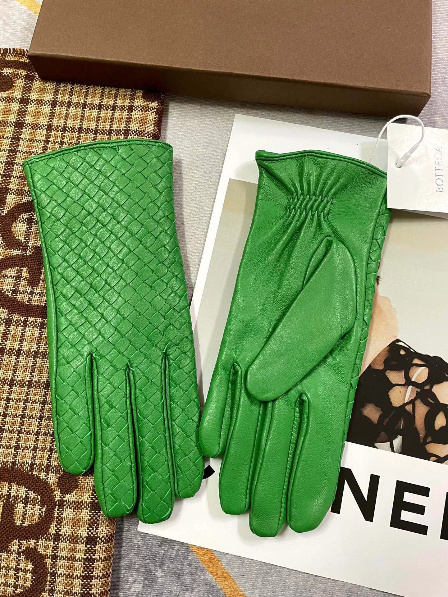 EyeCatching 6288 Bottega Veneta BV Gloves For Men