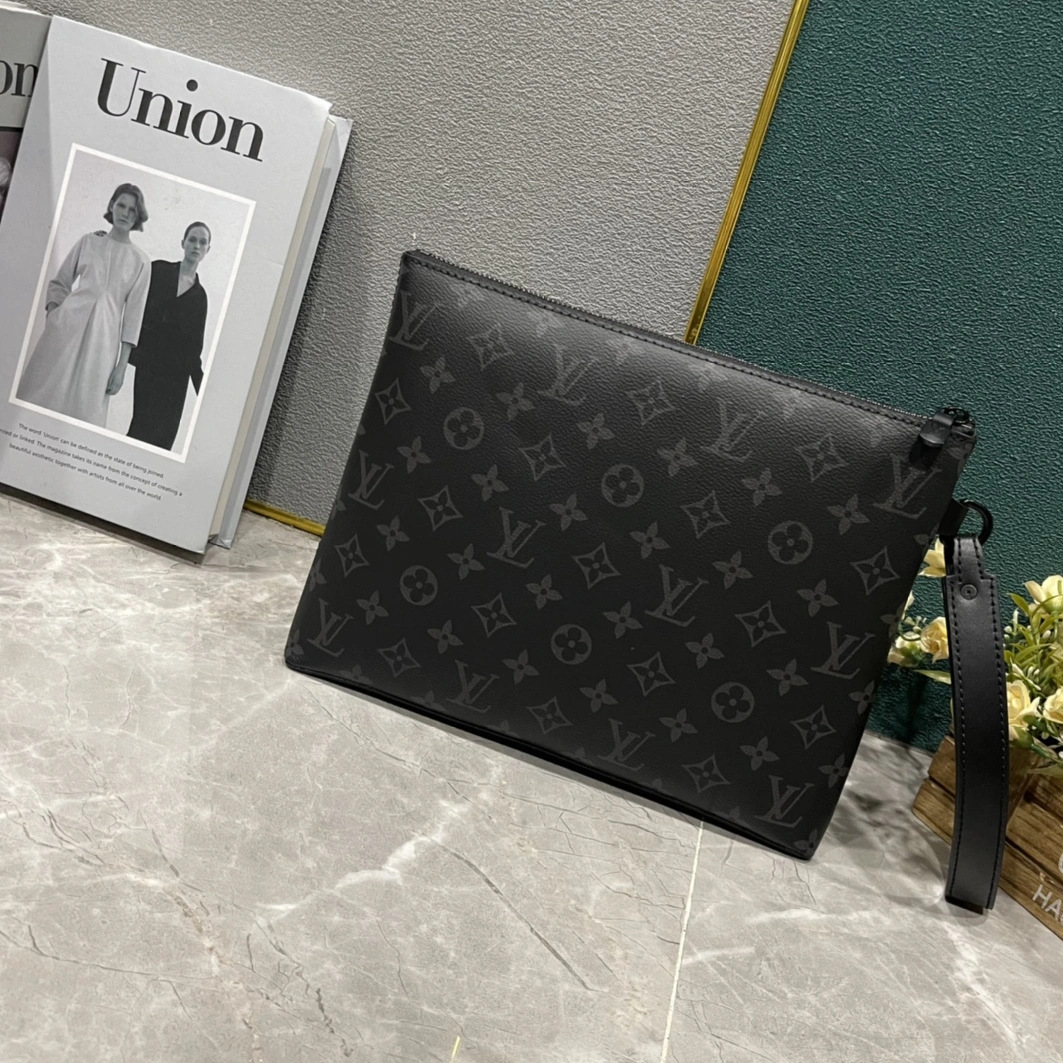 EyeCatching 6444 Louis Vuitton AAA Man Wallets