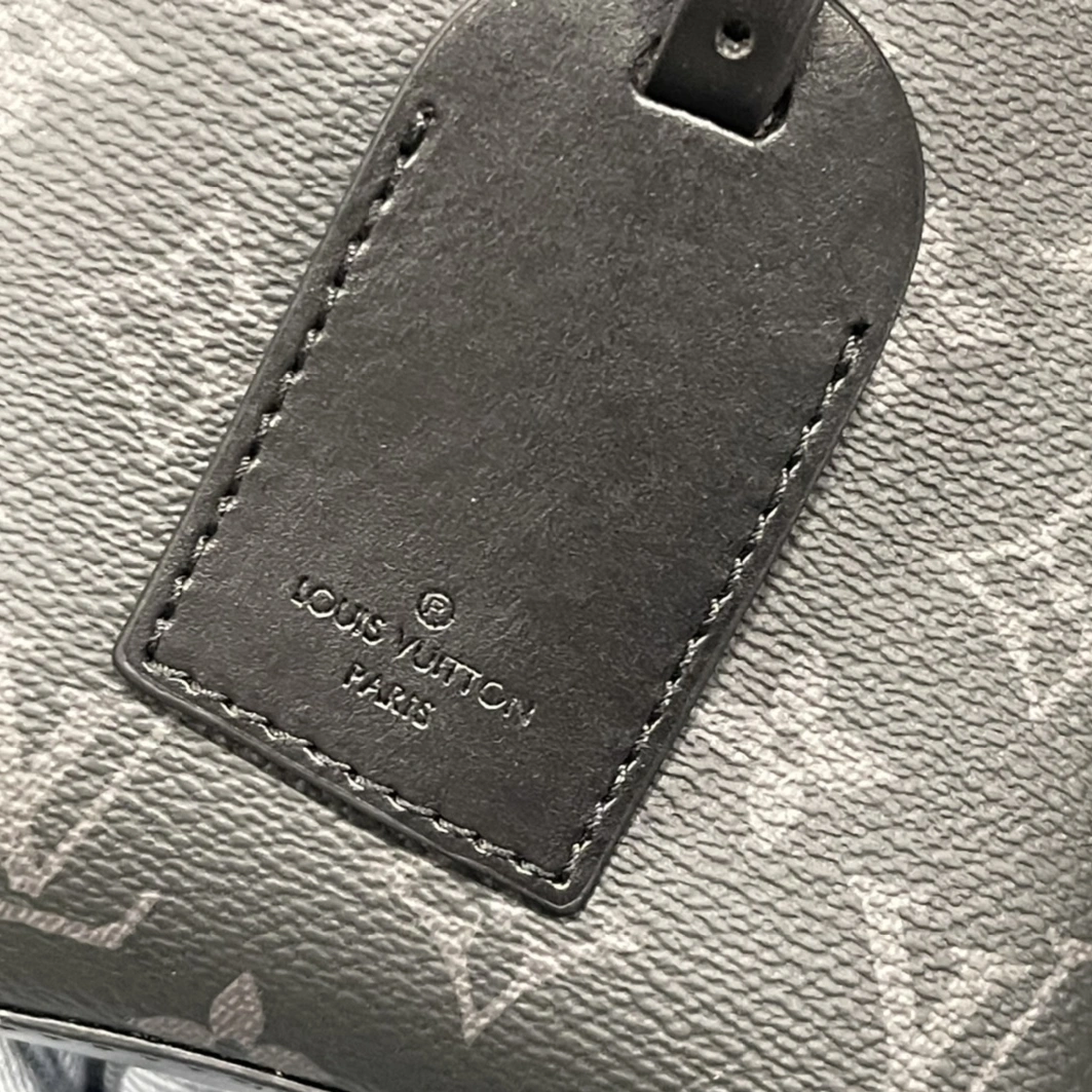EyeCatching 6444 Louis Vuitton AAA Man Wallets
