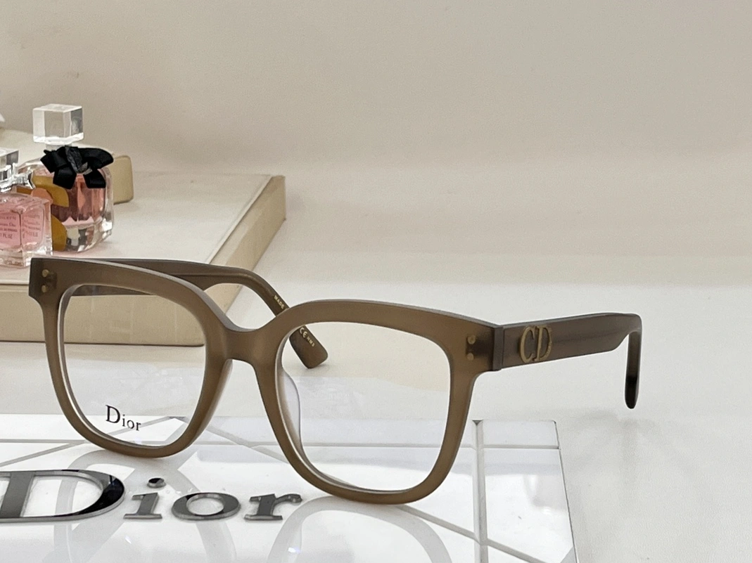 EyeCatching 6714 Christian Dior Fashion Goggles