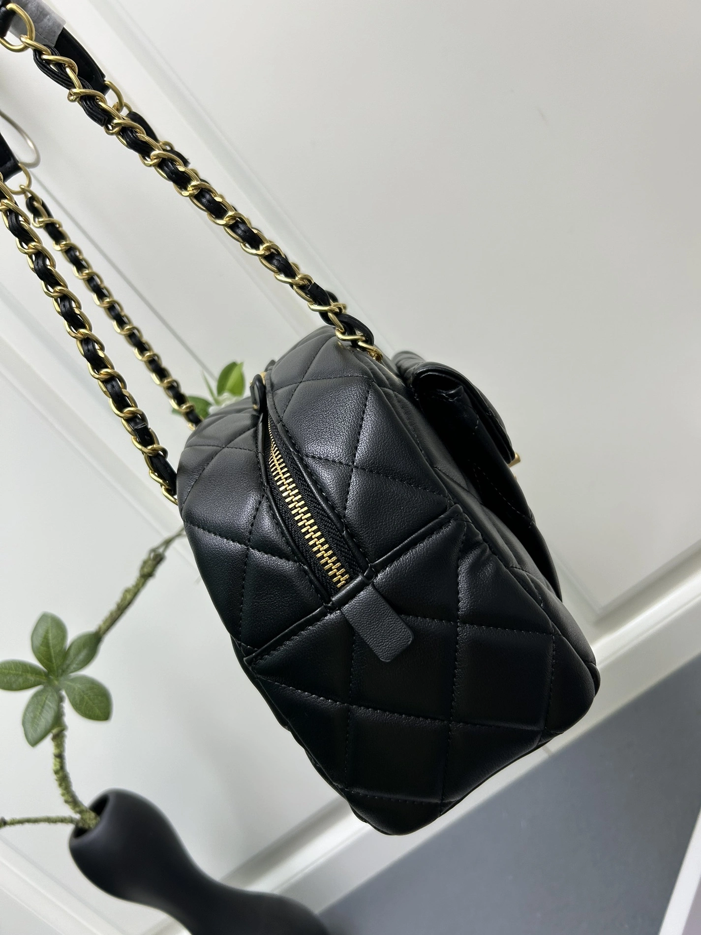 EyeCatching 6793 Chanel AAA Quality Shoulder Bags For Women