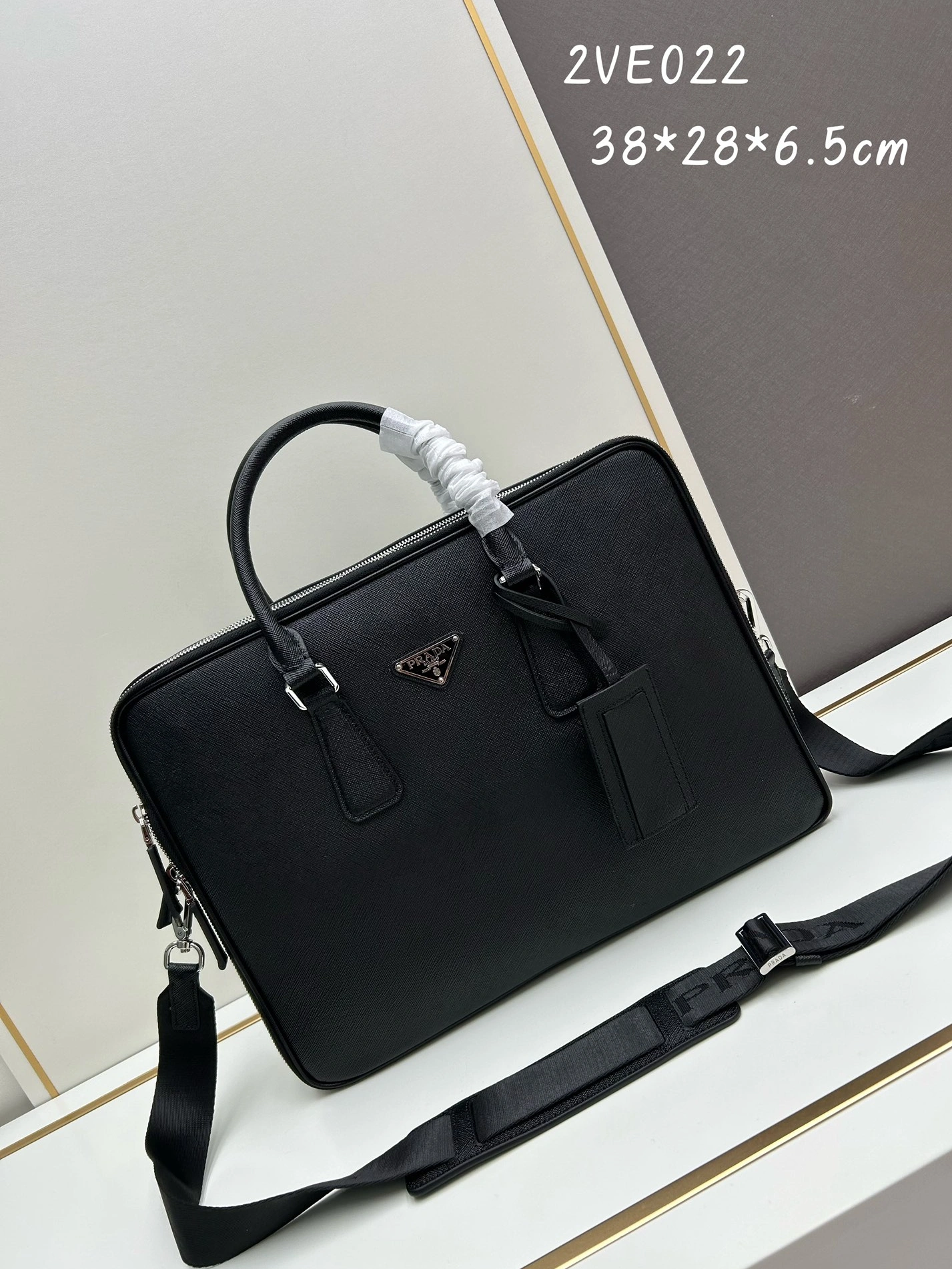 EyeCatching 6827 Prada AAA Man Handbags