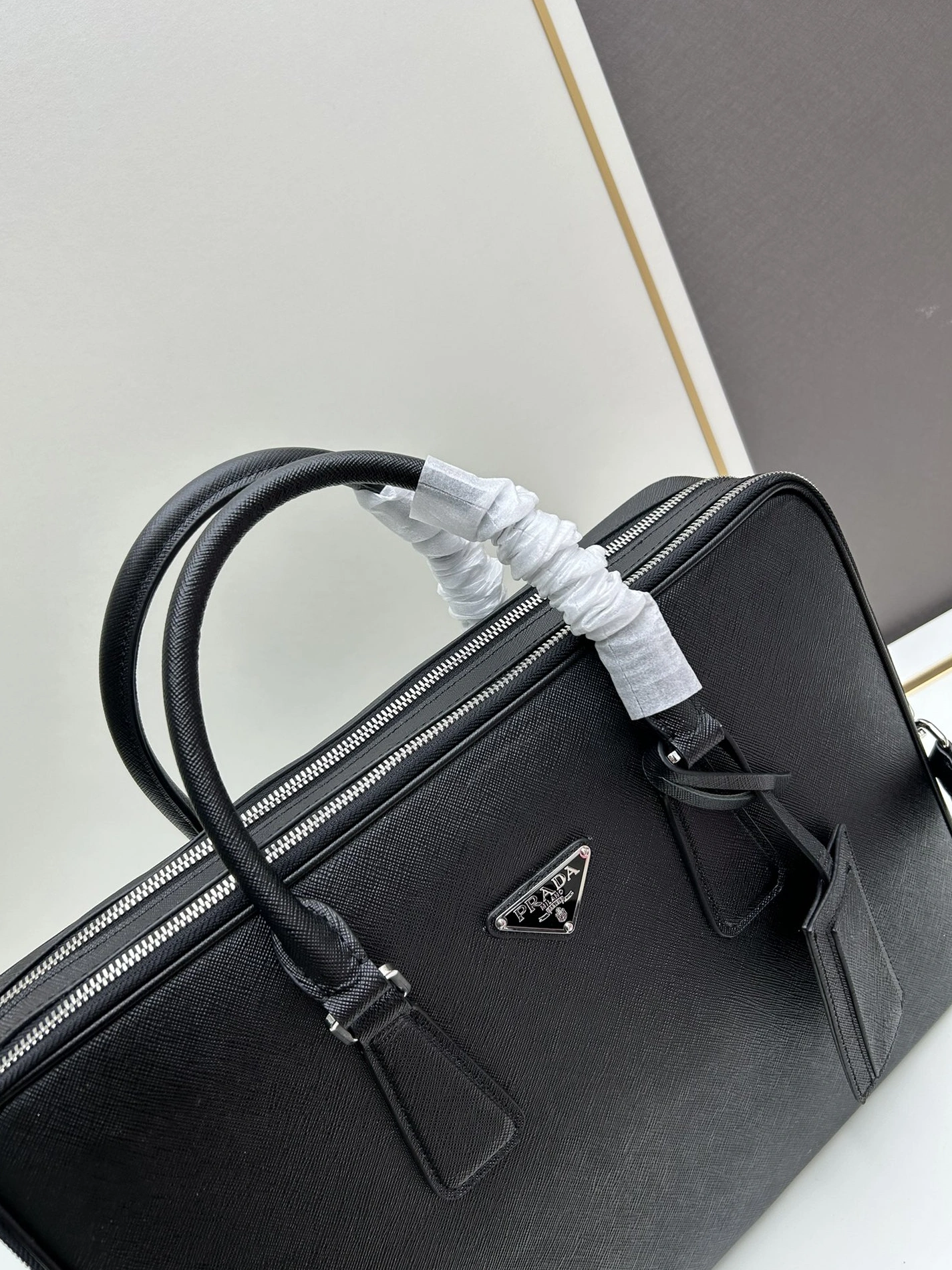 EyeCatching 6827 Prada AAA Man Handbags