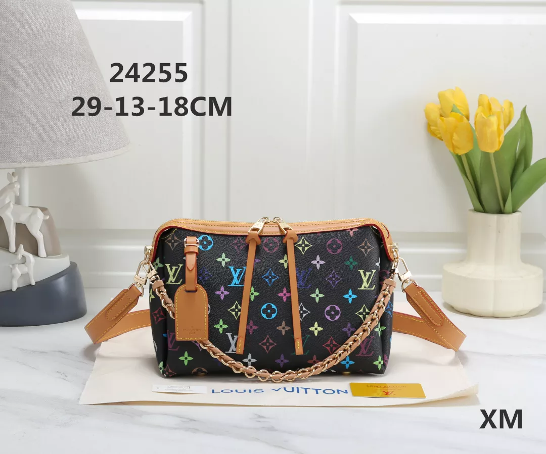 EyeCatching 6854 Louis Vuitton Messenger Bags For Women
