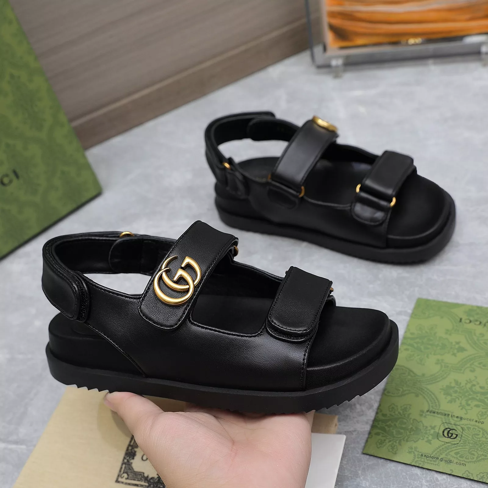 EyeCatching 6903 Gucci Sandal For Women