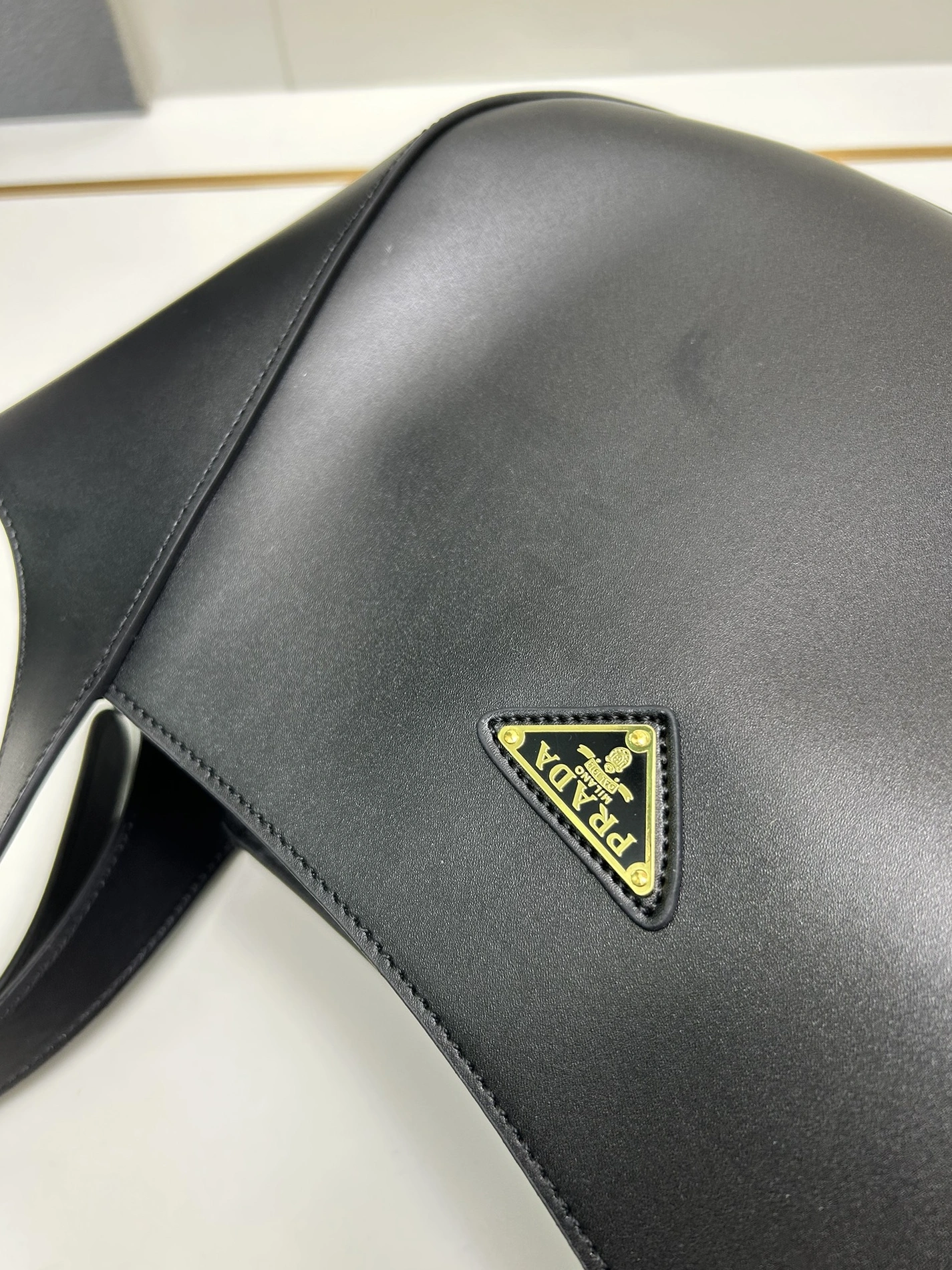 EyeCatching 7047 Prada AAA Quality Handbags For Women