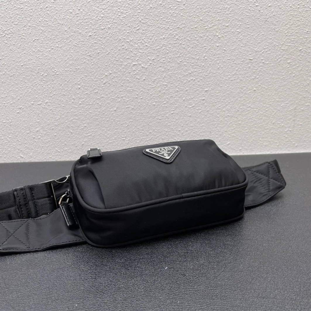 EyeCatching 7098 Prada AAA Quality Belt Bags For Men