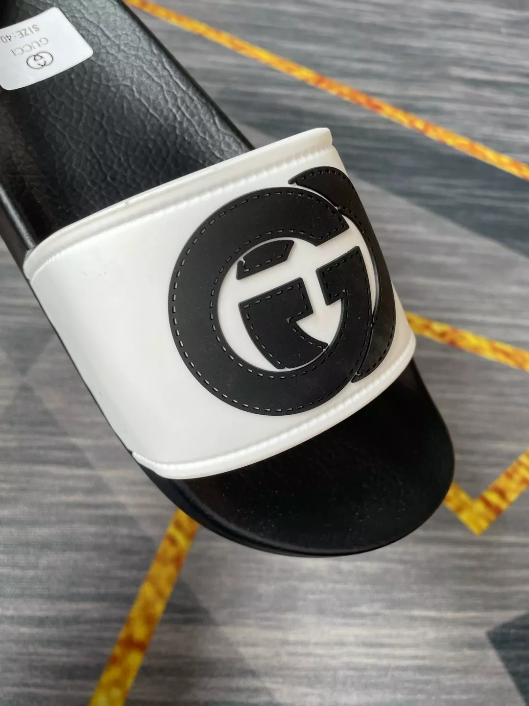 EyeCatching 7113 Gucci Slippers For Men