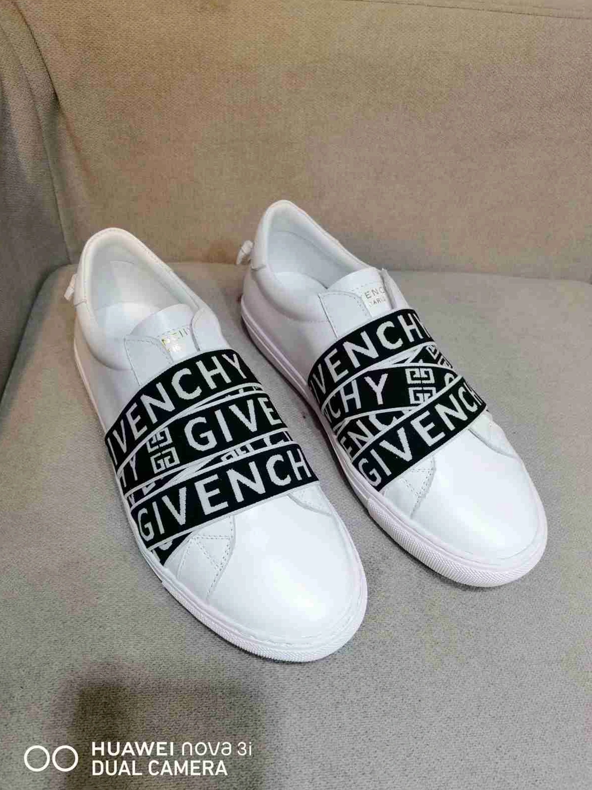 EyeCatching 7264 Givenchy Casual Shoes For Men