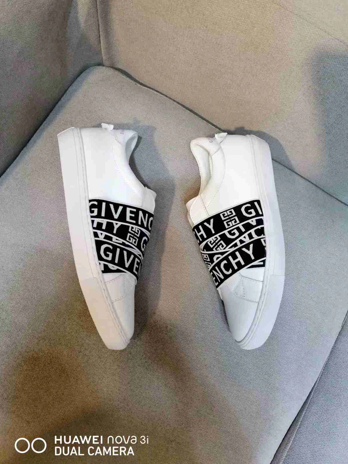 EyeCatching 7264 Givenchy Casual Shoes For Men